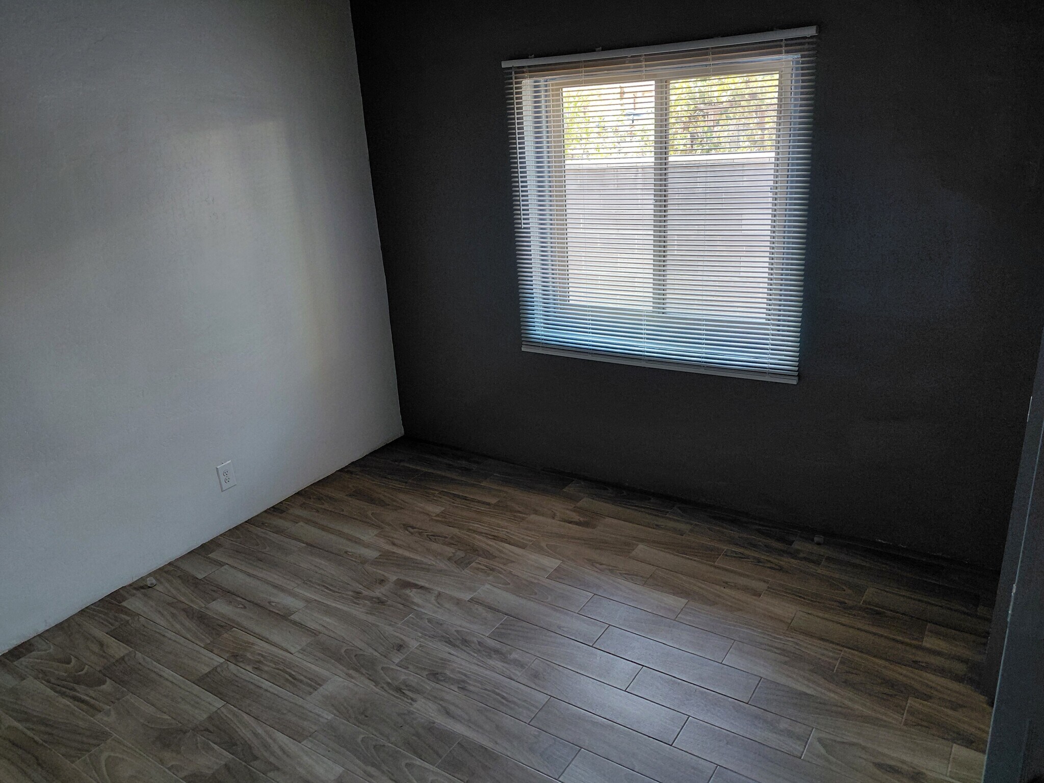 Bedroom - 2311 New York Ave SW
