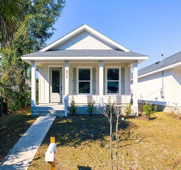 Building Photo - 511 N C St