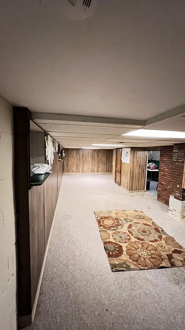 Building Photo - Three Bedroom Bungalow in West Allis - 2 c...