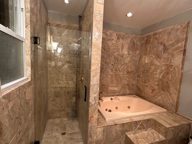 bathroom - 1700 N Windsor Dr