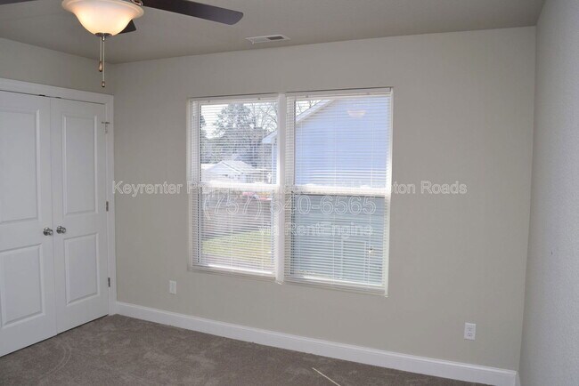 Building Photo - 1 Worden Pl