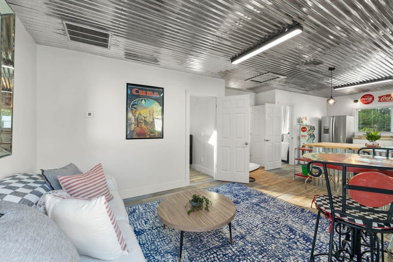 Building Photo - 15100 Sweetwater Ct