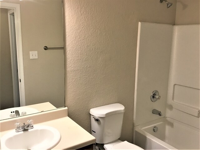 Building Photo - 8715 Snow Goose