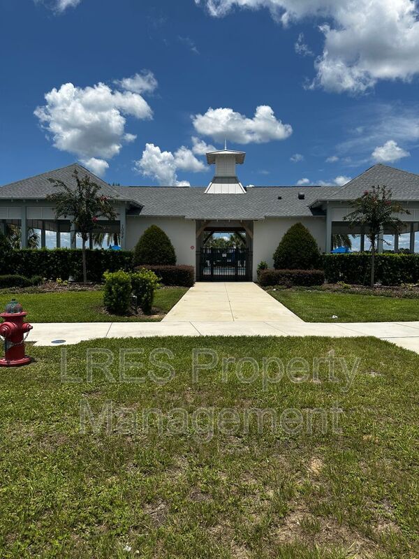 Building Photo - 3130 Amaranth St