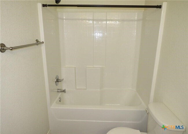 Building Photo - 5801 Lariat Ct