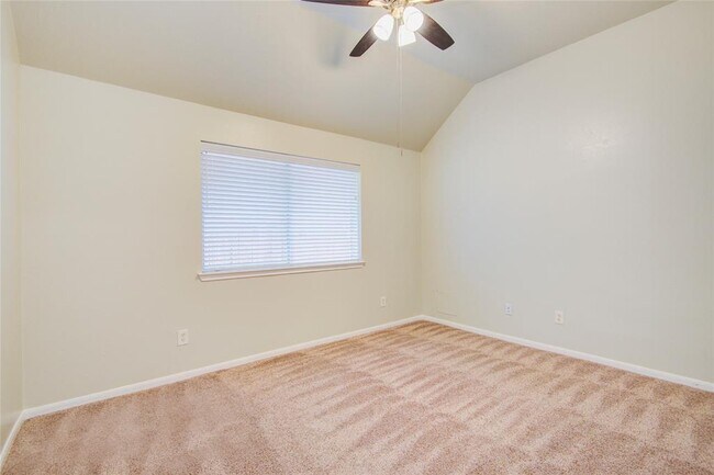 Building Photo - 802 Childers Ct
