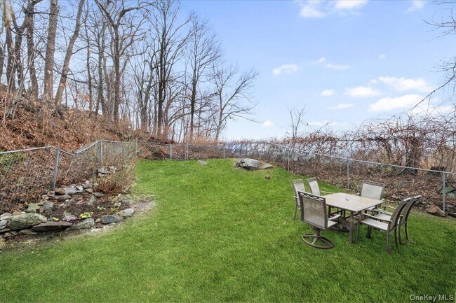 Building Photo - 66 Secor Rd