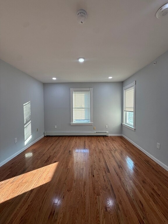 Building Photo - 78 Hollis St