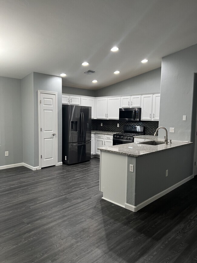 Building Photo - 7164 S Shipmans Tale Ct