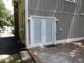 Building Photo - 10600 Redbird Ln