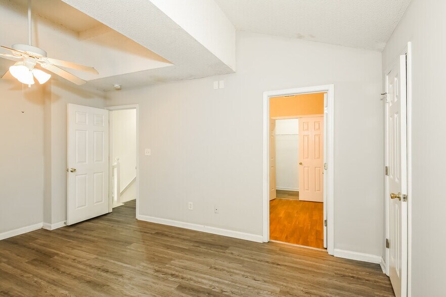 Building Photo - 4259 Waldrop Hills Terrace