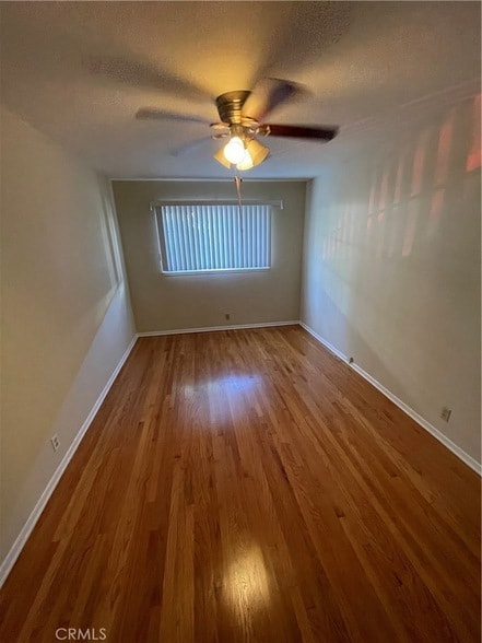 Building Photo - 823 La Cadena Ave