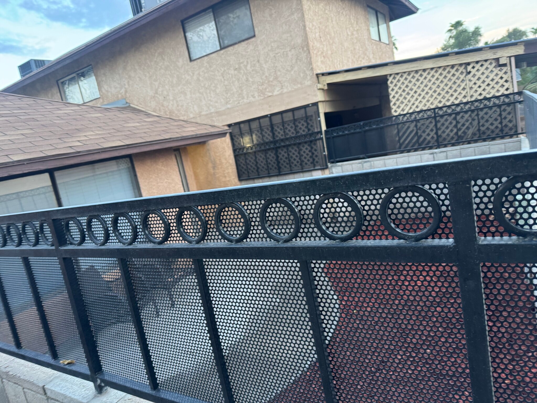 Building Photo - 5060 Village Dr