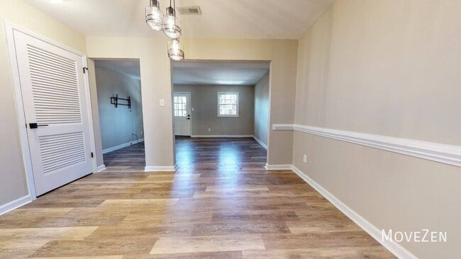 Building Photo - 6367 New Market Way