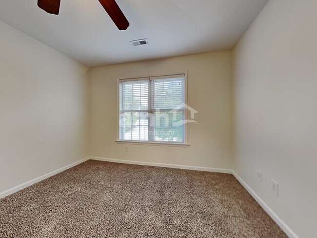 Building Photo - 3596 Bent Trace Dr