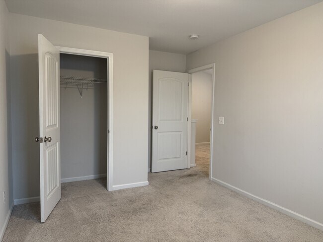 Building Photo - 42 Marsh Salt Ln