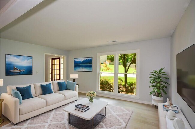 Building Photo - 9050 Brockham Way