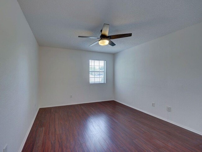 Building Photo - 1710 Cinnamon Path