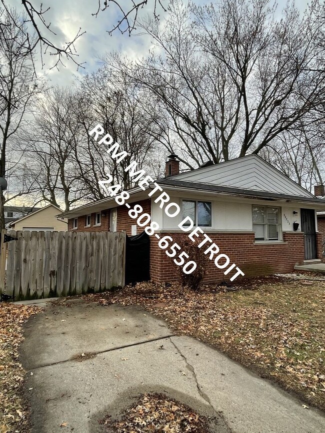 Building Photo - 2 Bedroom Ranch in Inkster