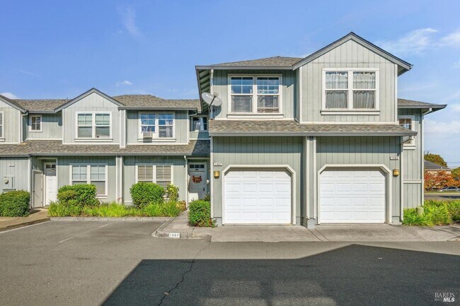 Building Photo - 1507 Pinebrook Pl