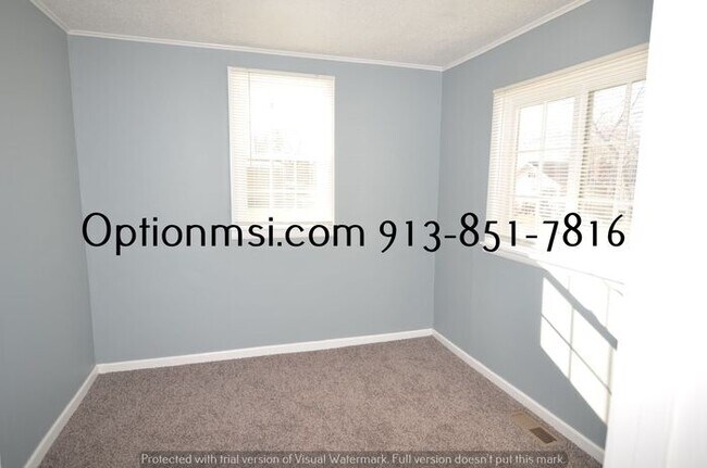 Building Photo - Available NOW