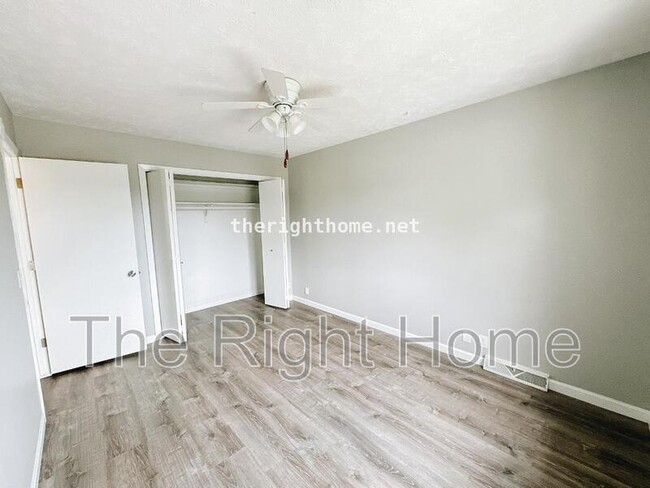 Building Photo - 5141 Raven Oaks Cir