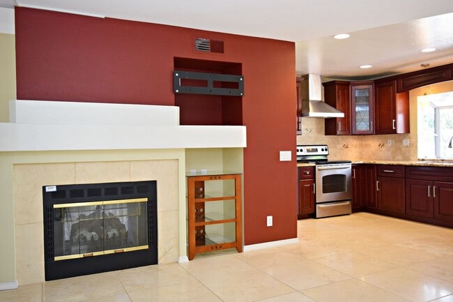 Building Photo - 4BR 3BA Home in Rancho Penasquitos - Open Floor Plan, A/C, Backyard, 2 Car Garage, Poway Valley S...