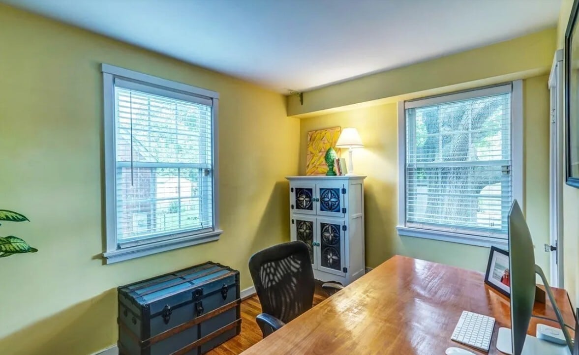 Building Photo - 3500 Rosewood Ave