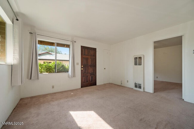 Building Photo - 1245 Plumas St