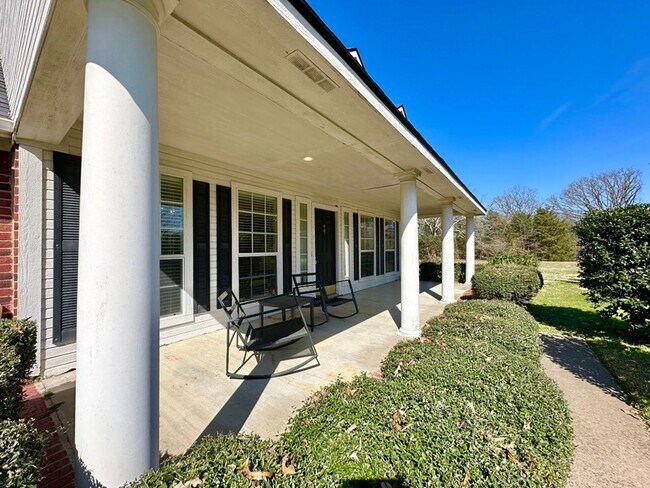 Building Photo - Almost Ready! 3/2/2 On 1 Acre in Brownsboro!