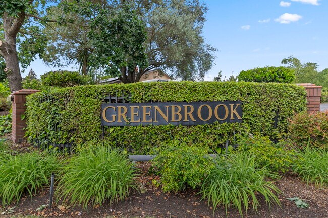 Building Photo - 142 Burgess Ct