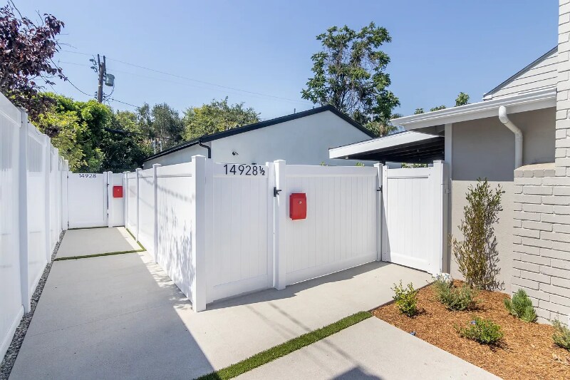 Building Photo - 14928 Otsego St