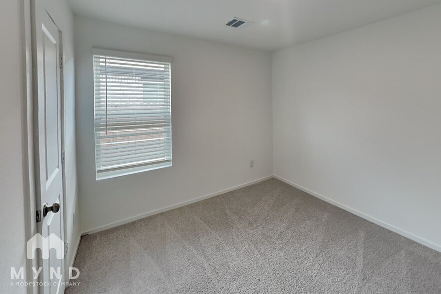 Building Photo - 708 Zuppino Ln