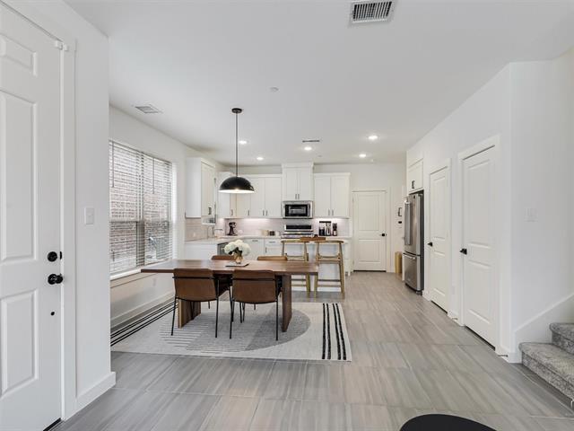 Building Photo - 5912 Ridgeline Dr