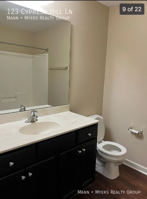 Building Photo - 123 Cypress Hill Ln