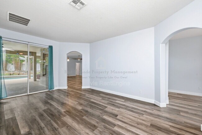 Building Photo - 15601 Grays Harbor Way