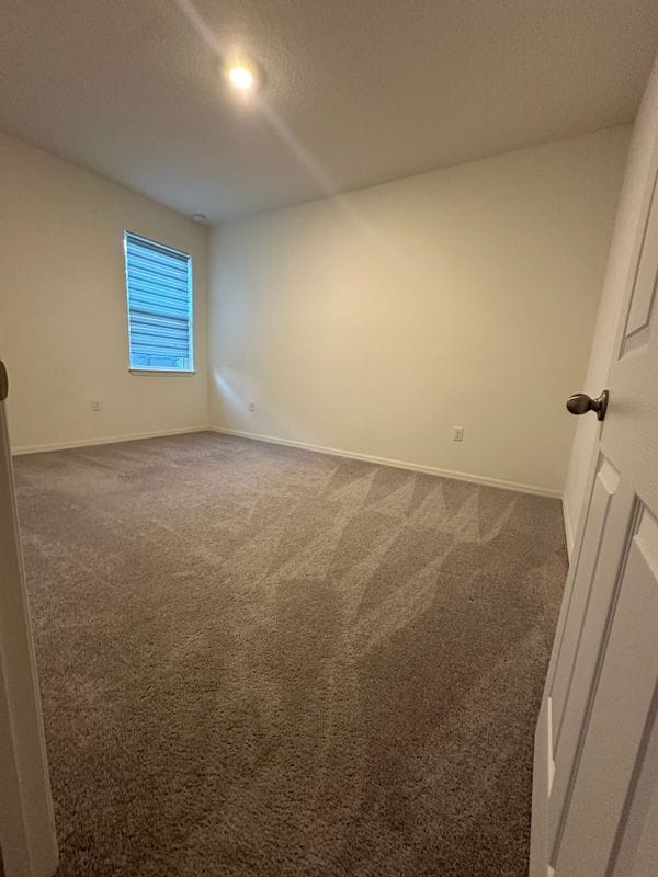 Building Photo - 9750 SW 42nd Ave