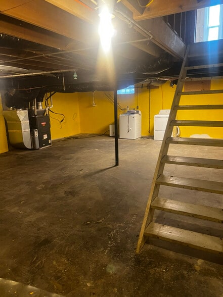 Building Photo - 3555 McCartney Rd