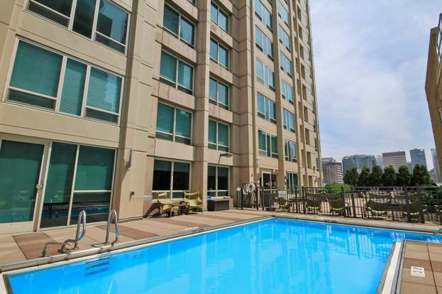 Building Photo - 33 W Ontario St