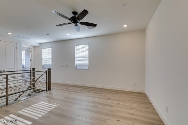 Building Photo - 568 Clover Bar Ln