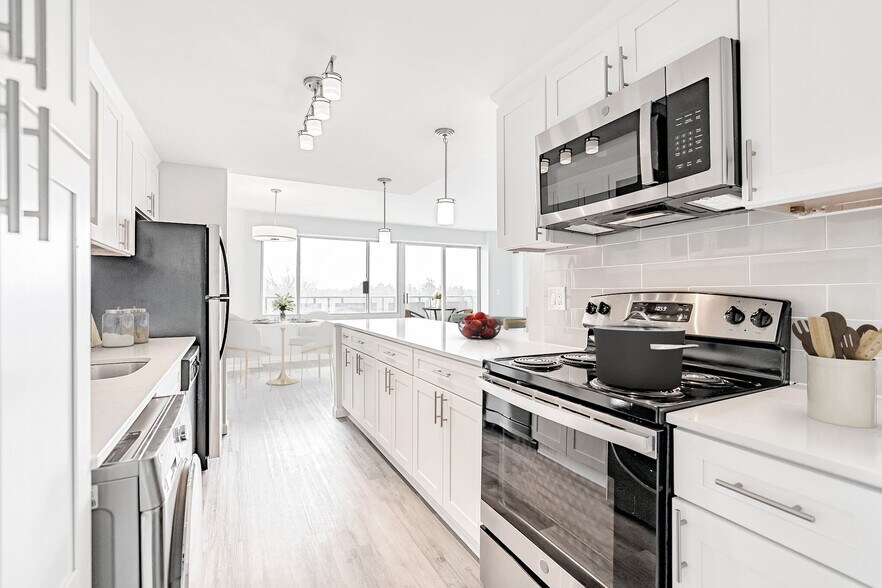 The Venue Apartment Homes 2500 East Ave Rochester NY 14610