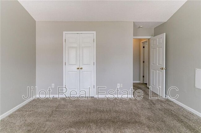 Building Photo - 256 Turnstone Rd