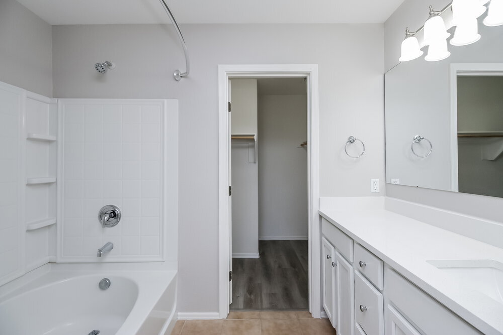 Building Photo - 38059 N Carolina Ave