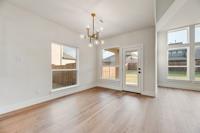 Building Photo - 1055 Modesto Dr