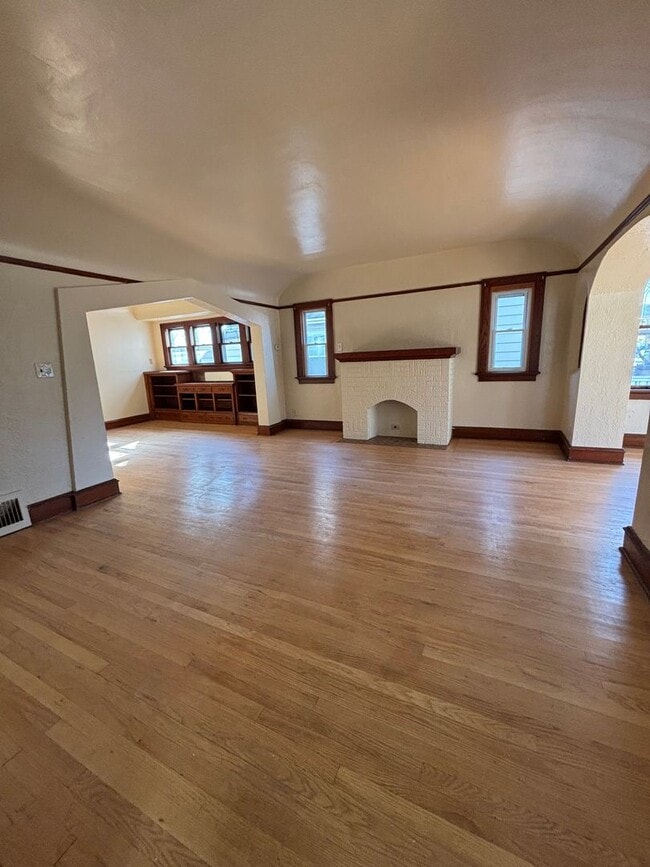 Building Photo - 2748 N 44th St