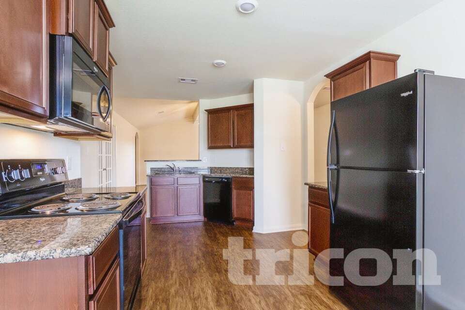 Building Photo - 2310 Regatta Ln