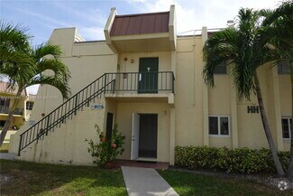 Building Photo - 13882 SW 90th Ave
