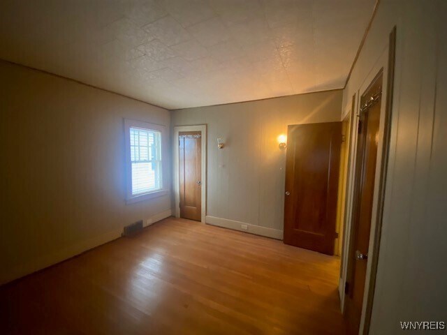 Building Photo - 27 Henley Rd