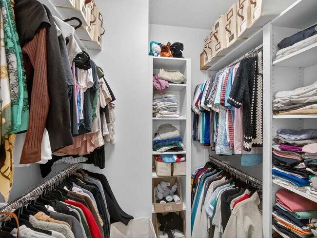 Building Photo - 2785 E Community Dr