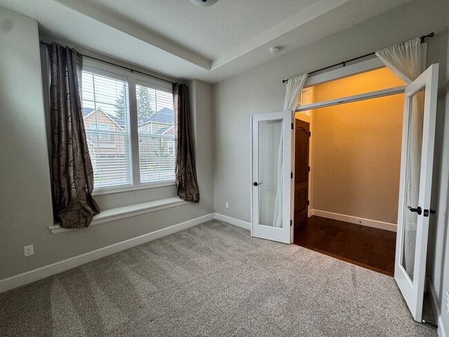 Building Photo - FOR RENT UNFURNISHED: Beautifully maintained 2015 Noyes-built home, 5 bed, 3 bath, 2 car garage w...